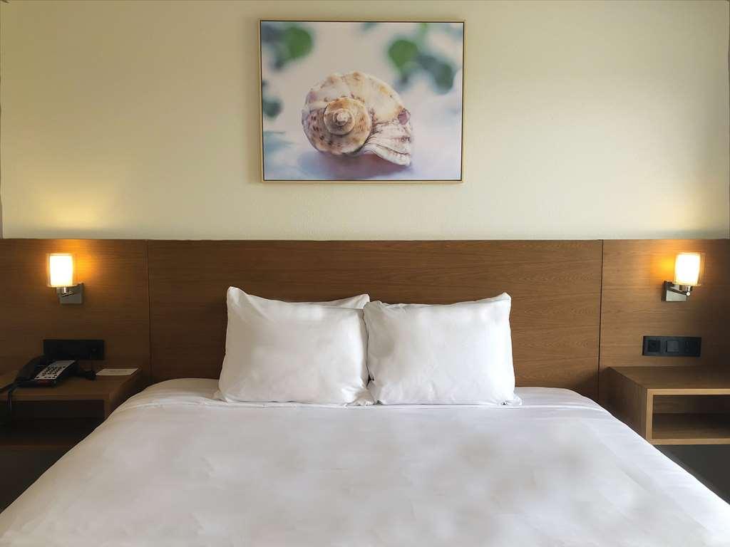 Radisson Beachfront Hotel - פנמה סיטי ביץ' חדר תמונה